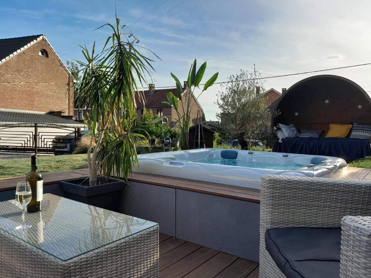 Bed and Breakfast La Couette Du Voyageur Wanze Exterior foto